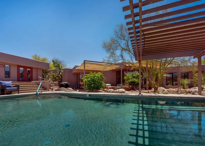 Gated La Paloma Estate With Mountain Views *